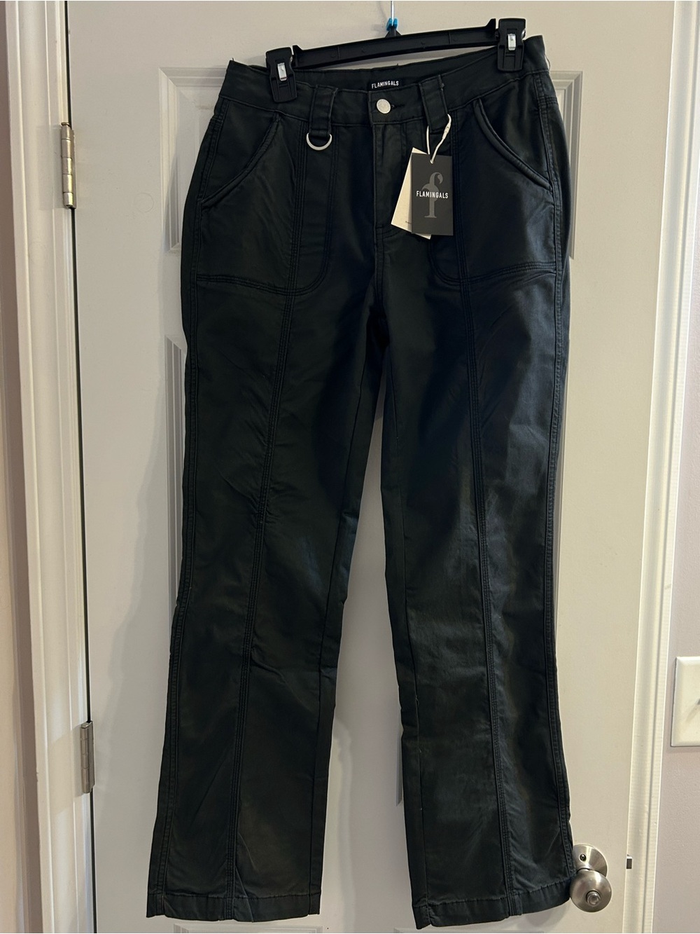 FLANNELS Black Women's Straight-Leg Jeans